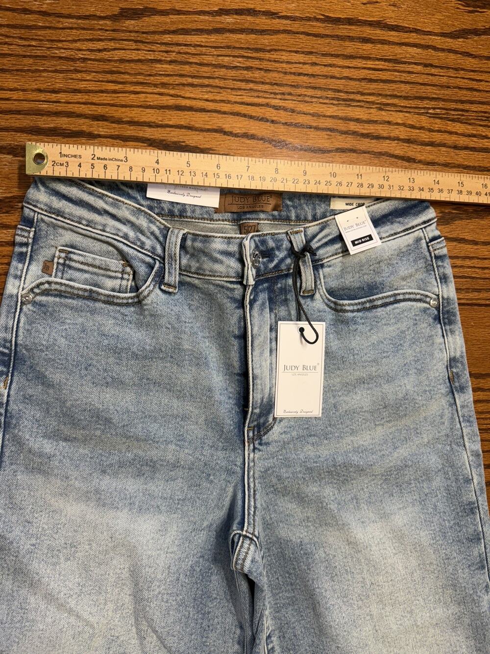 Judy Blue Jeans Women’s 5/27 Light Blue Wide Leg Crop Denim NWT